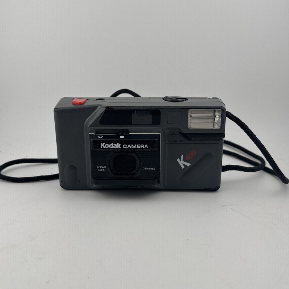Kodak K400 Black 35mm Film VR35 Camera Built-in Electronic Flash Vintage Photo